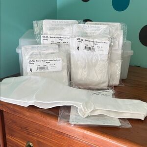 Compression Knee Highs 20-30 mmHg Closed Toe White Support Socks